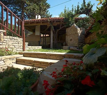 Villa Radeva House *